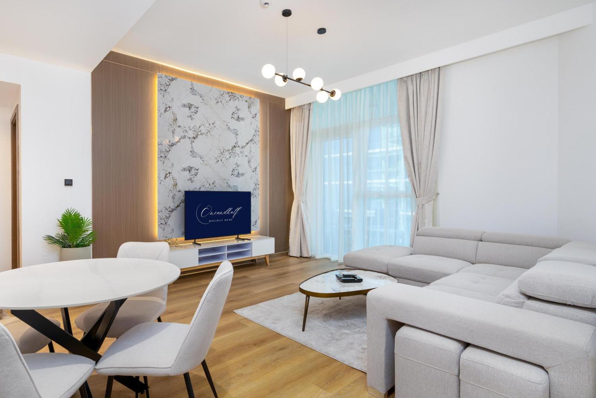 Apartment Elite Near Mall